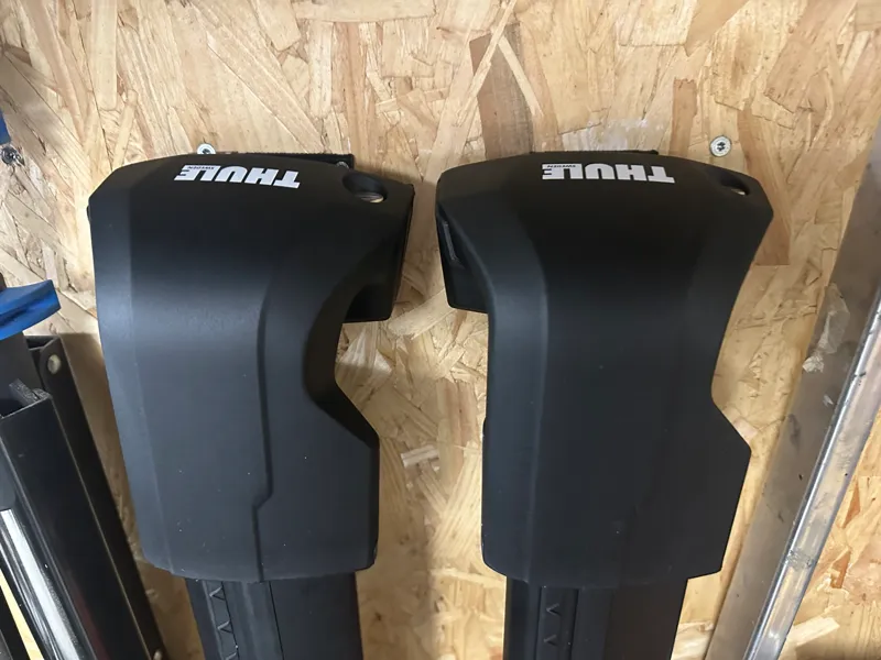 Thule Wingbar wall mount 