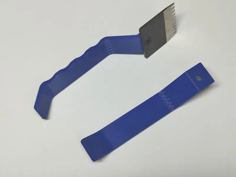 Porta lama sbavatrice ergonomica dritta