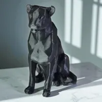 Sculpture décorative de lionne low poly — photo 7