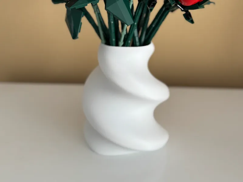 Vase für Klemmbausteine