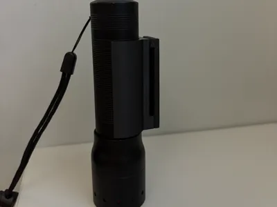 LED Lenser P7 Belt Clip – 3D-printed 