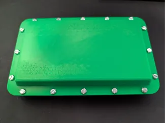iPhone 16 Gift Locker