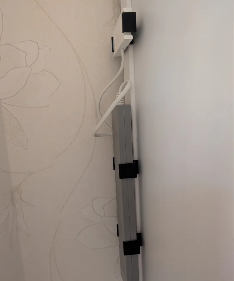 IKEA TRADFRI hold on HEMNES bookshelf