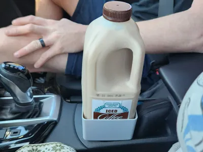 2L Carton cup holder