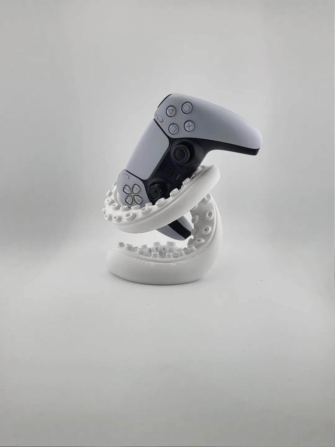 Tentacle stand for controller ps5 and xbox ps4 view 3