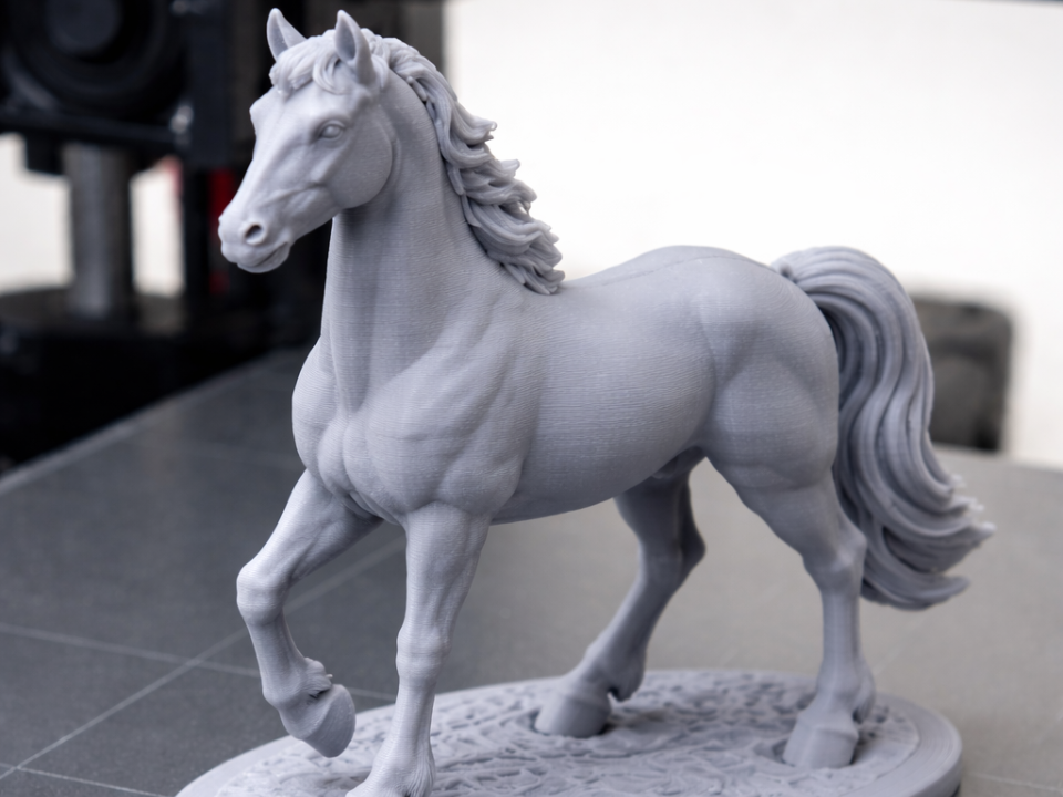 Elegant Horse Figurine – High Detail Easy Print