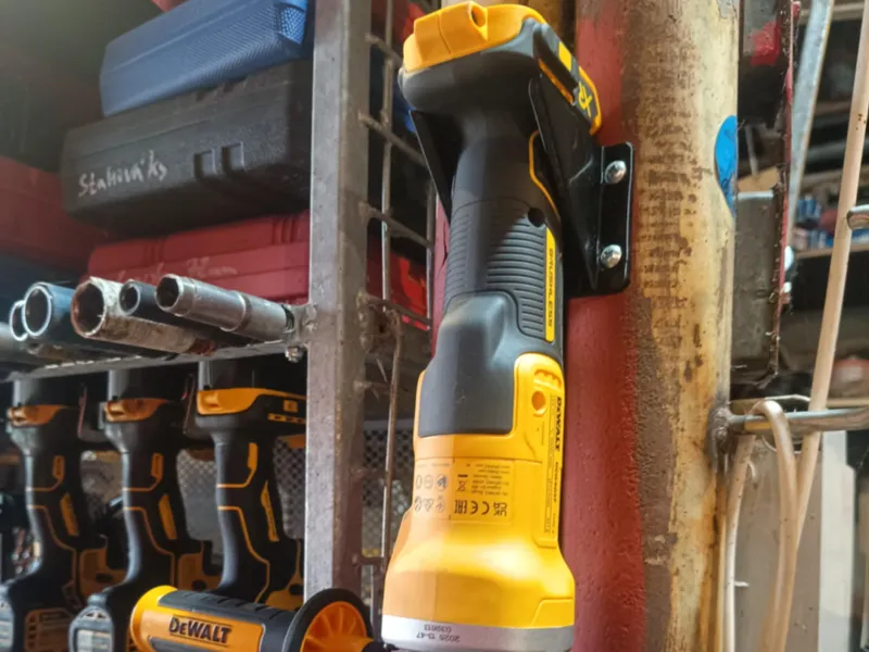 Holder for Dewalt DCG405F