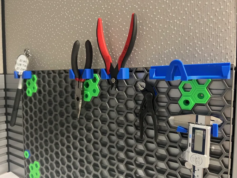 HSW Hidden Magnet Hanger