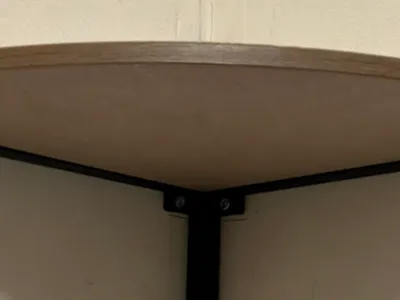 Corner Shelf Retainer