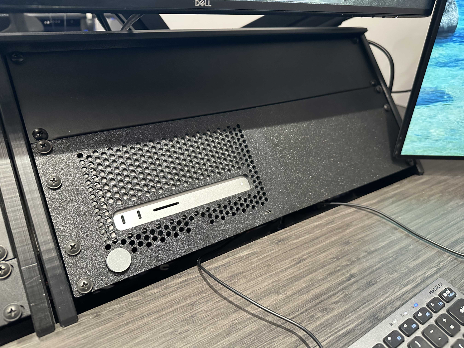 Modular Rack System | Right Blank Plate (19” 3U)