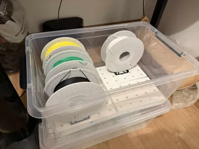 Box bed for filament dry storage.