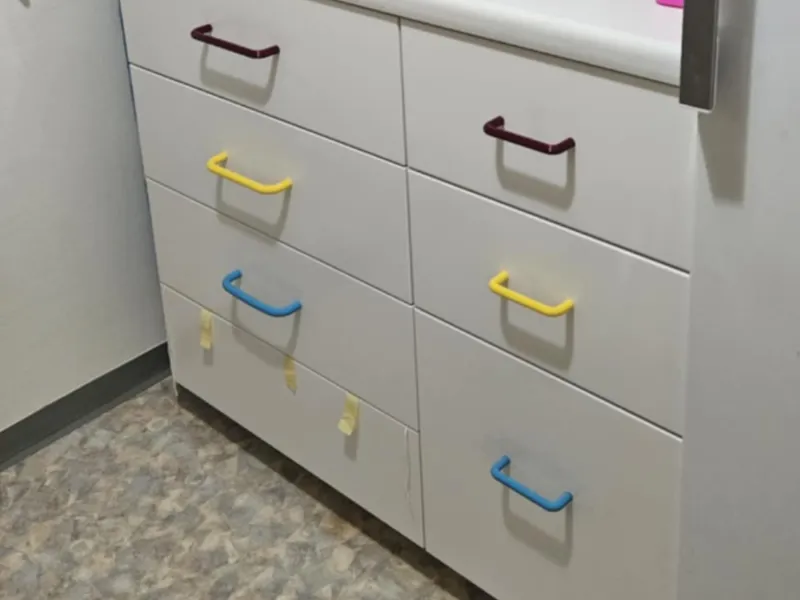 Customizable drawer handle, simple and parametric