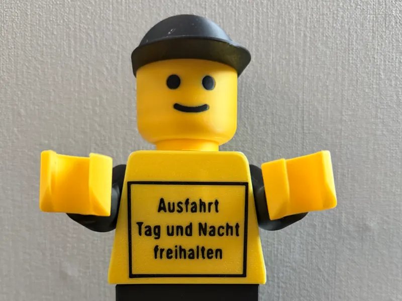 Ausfahrt Tag und Nacht Brickman 20cm Figur