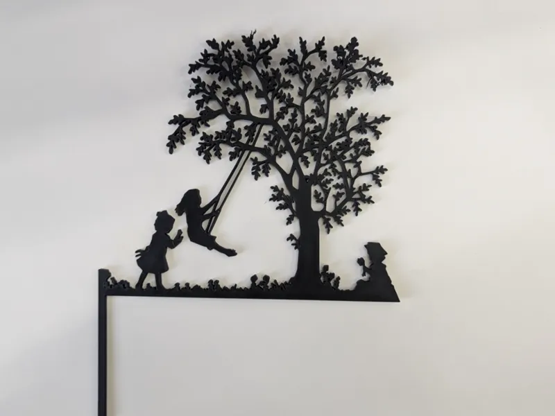 kids playing door corner