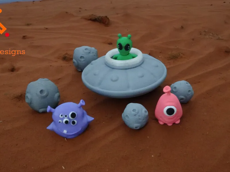 6 eyed alien mini