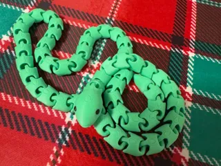 Tiny Flexi Snake 'The Longer One'