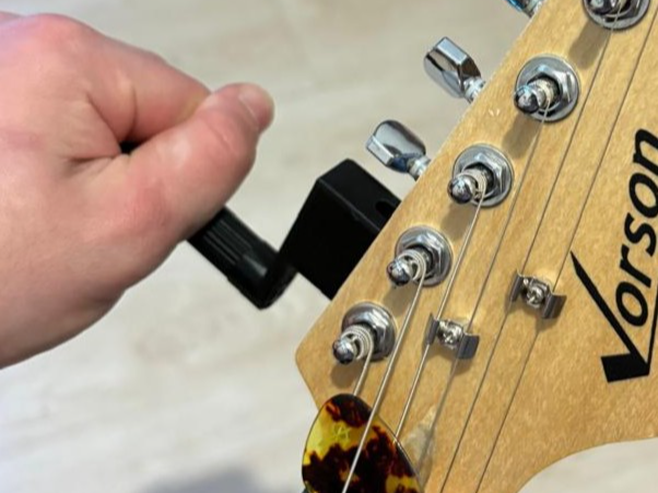 Universal Guitar & Bass String Winder, No Hardware
