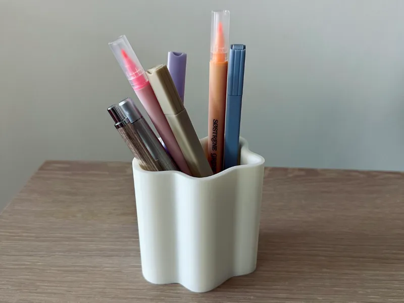 Modern Pen Holder