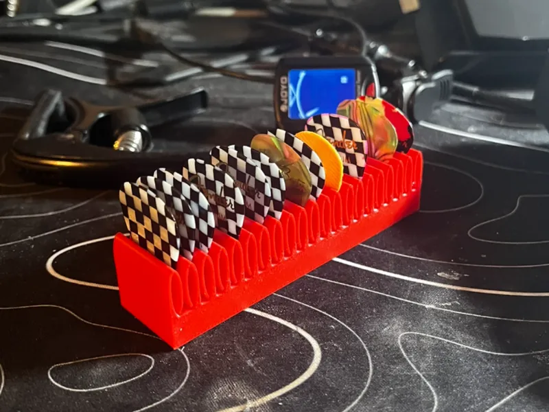 Guitar pick holder / for 20 picks