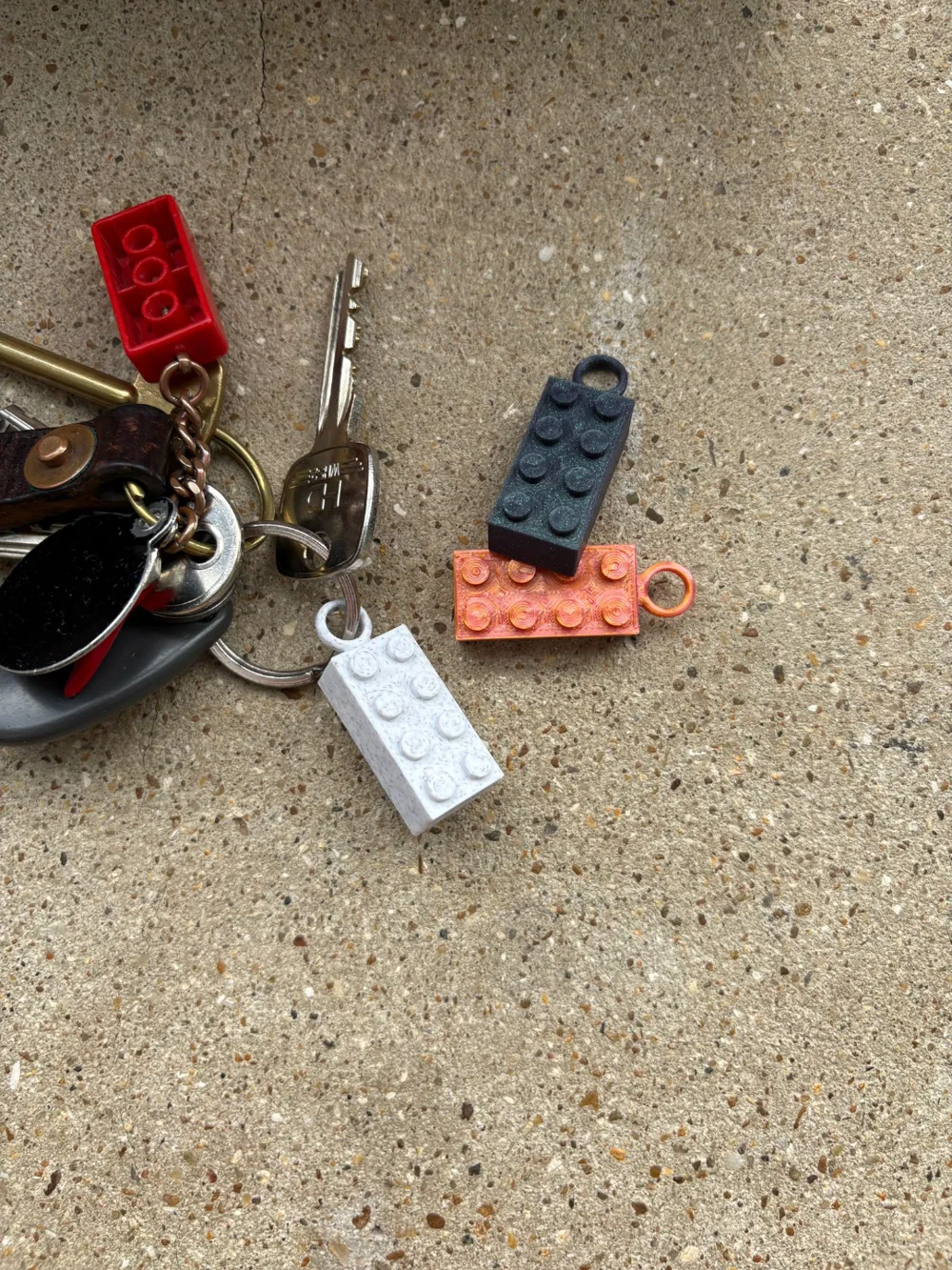 Iconic Block Keychain Accessory by Eat My Shorts MakerWorld: Download ...