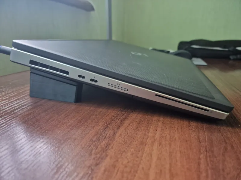 Removable Riser/Stand for Dell Precision 7740