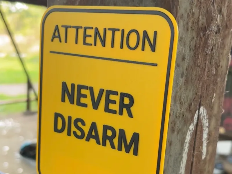 Never Disarm sign for FPV bando