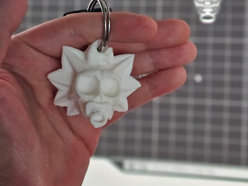 Maggie Simpson skull keychain