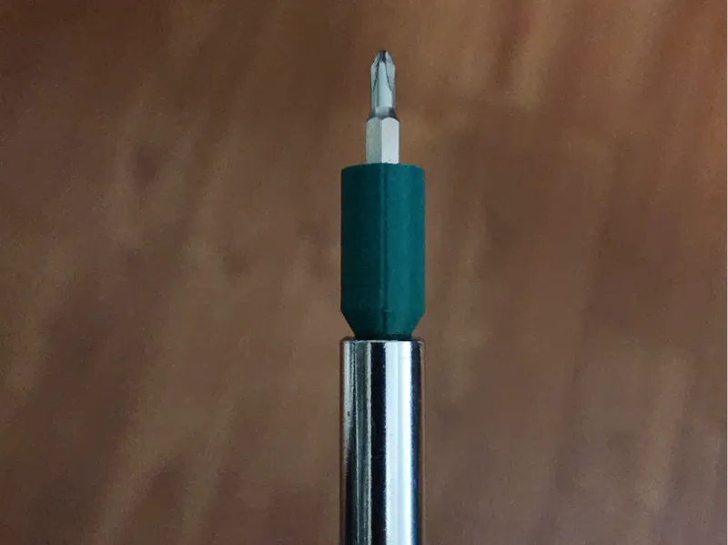 1/4' to 1/8' driver bit adapter