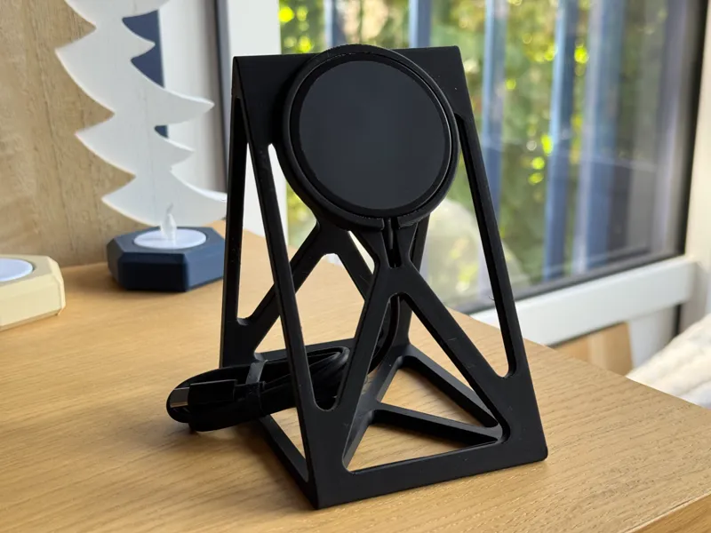 MagSafe Phone Stand (MagEase version)