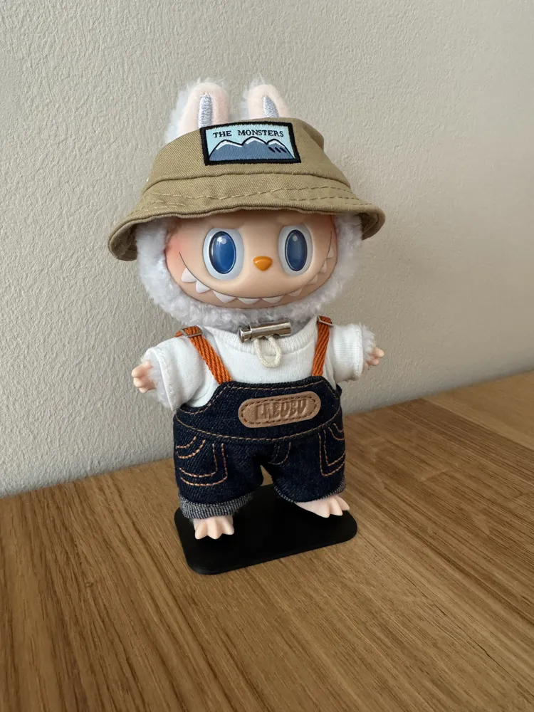 Labu Us Labubuu Stand (用于裤子) Lafufu Labu Labub - 免费 3D 打印模型 - MakerWorld