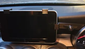 Mercedes Benz C Class (W205/S205) Phone Mount