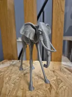 Éléphant façon Salvador Dalí — photo 5