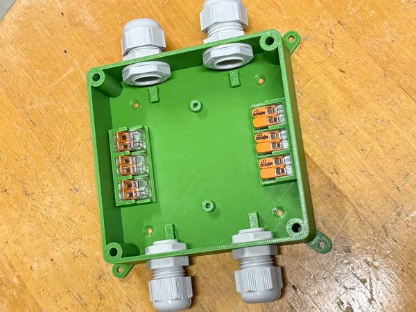 https://makerworld.bblmw.com/makerworld/model/US34f2b6ecc6b9ba/design/90276c7103e31503.jpg