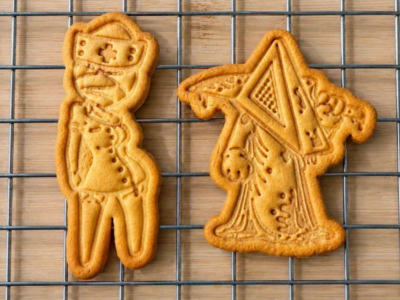 Silent Hill Cookie Cutter Set Pyramid Head Nurse