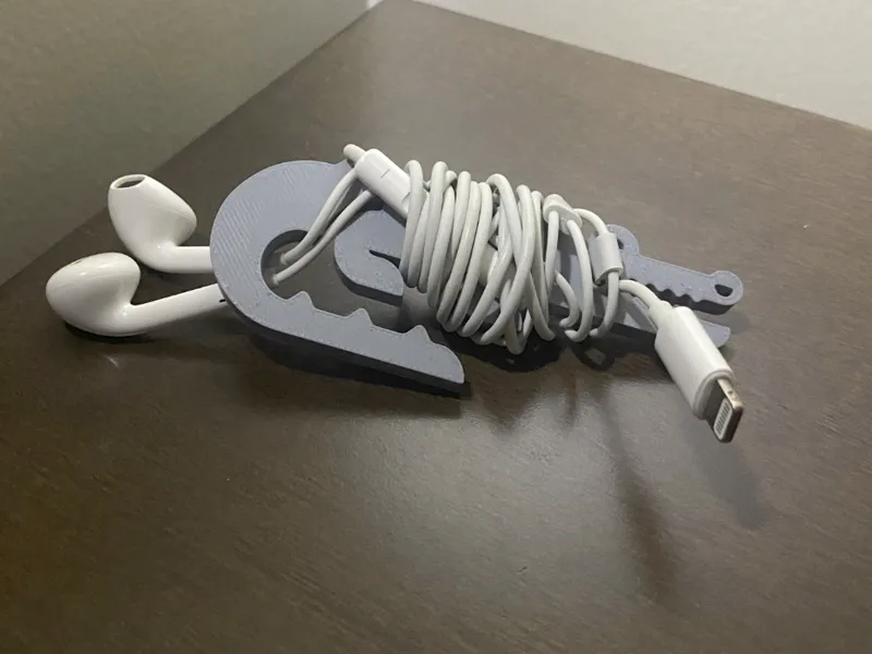 Alligator Cable/ Headphone Organizer