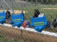 No Cup holder but has a ball emboss 7 walls, 15% infill