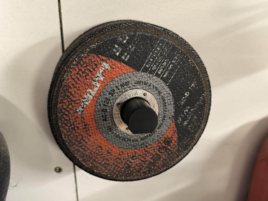 Halter für Trennscheiben/Holder for cutting discs