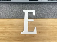 Lettre E décorative — photo 2