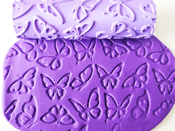 Rouleau texturé motif papillons