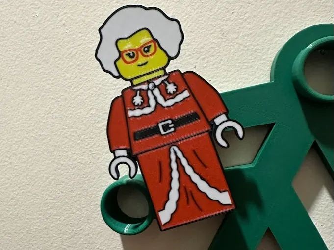 Mrs Claus MinFig Brick Giant Wreath Peg - Smooth