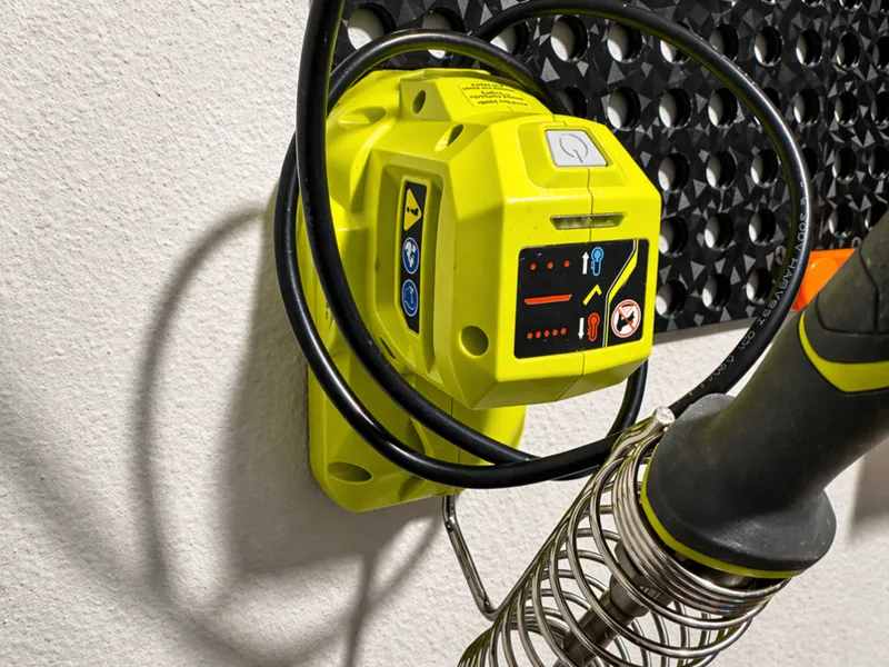 Ryobi Tool Holder - Thread Board