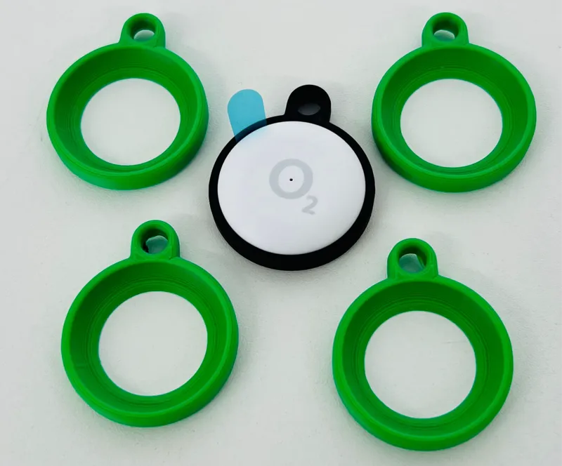 O2 tag keychain holder 