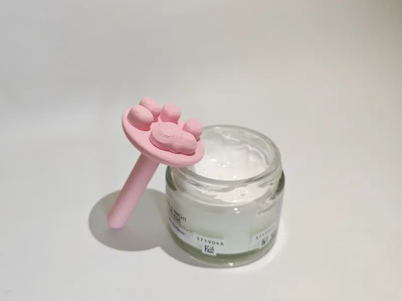 Creme and Lotion Applicator - Cat Paw