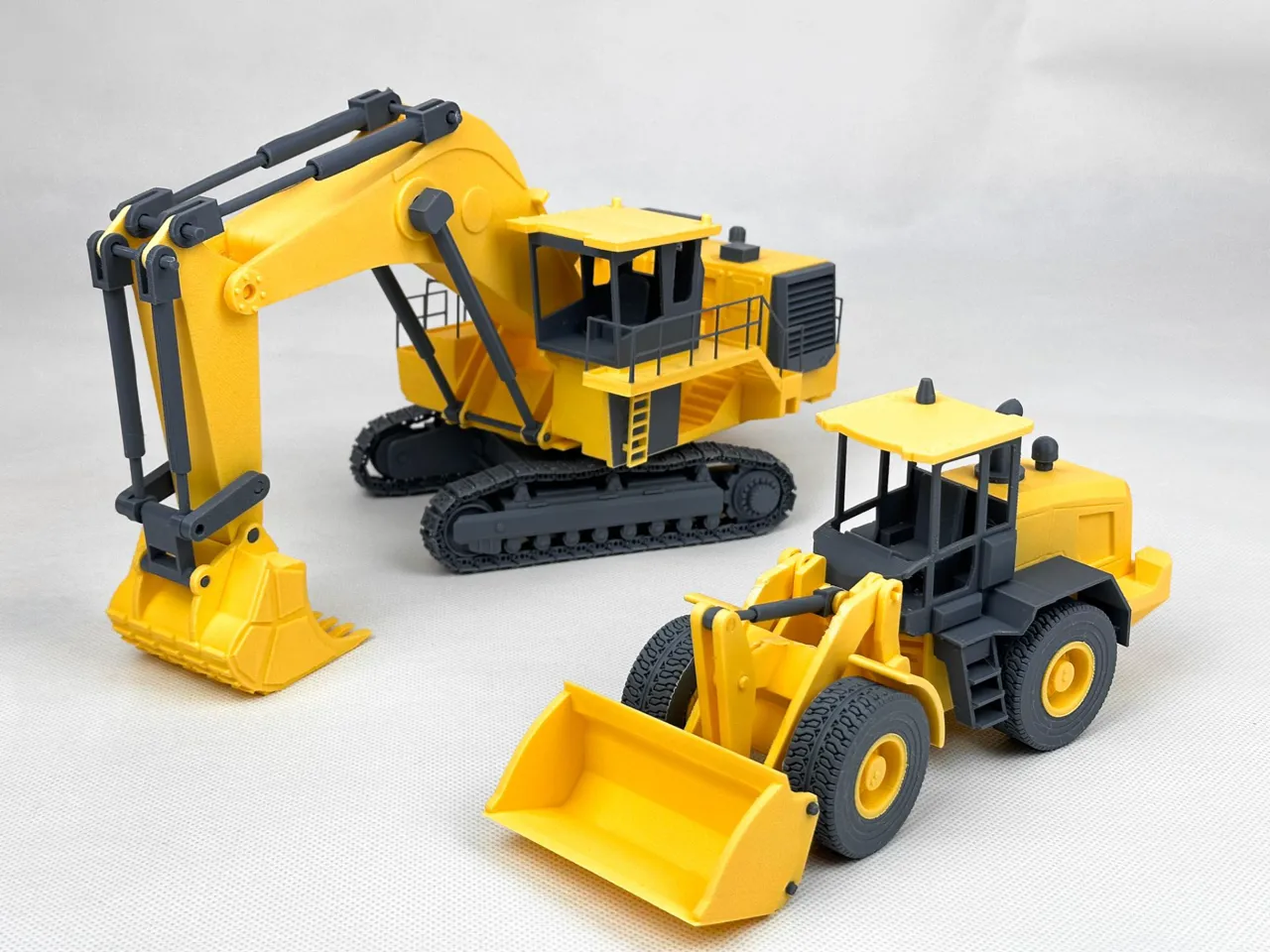 Catherpillar 930M Front Loader view 4