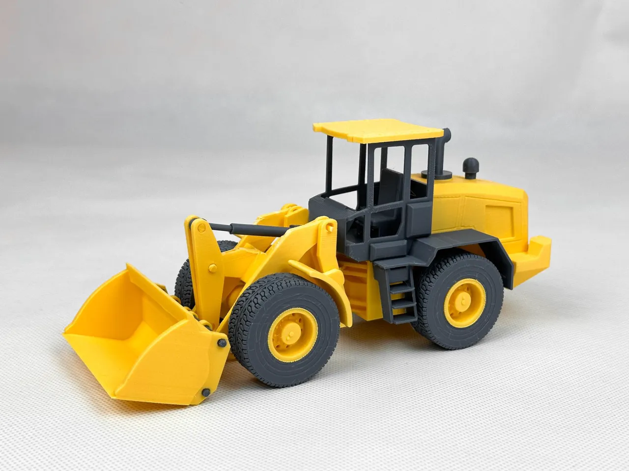 Catherpillar 930M Front Loader view 3