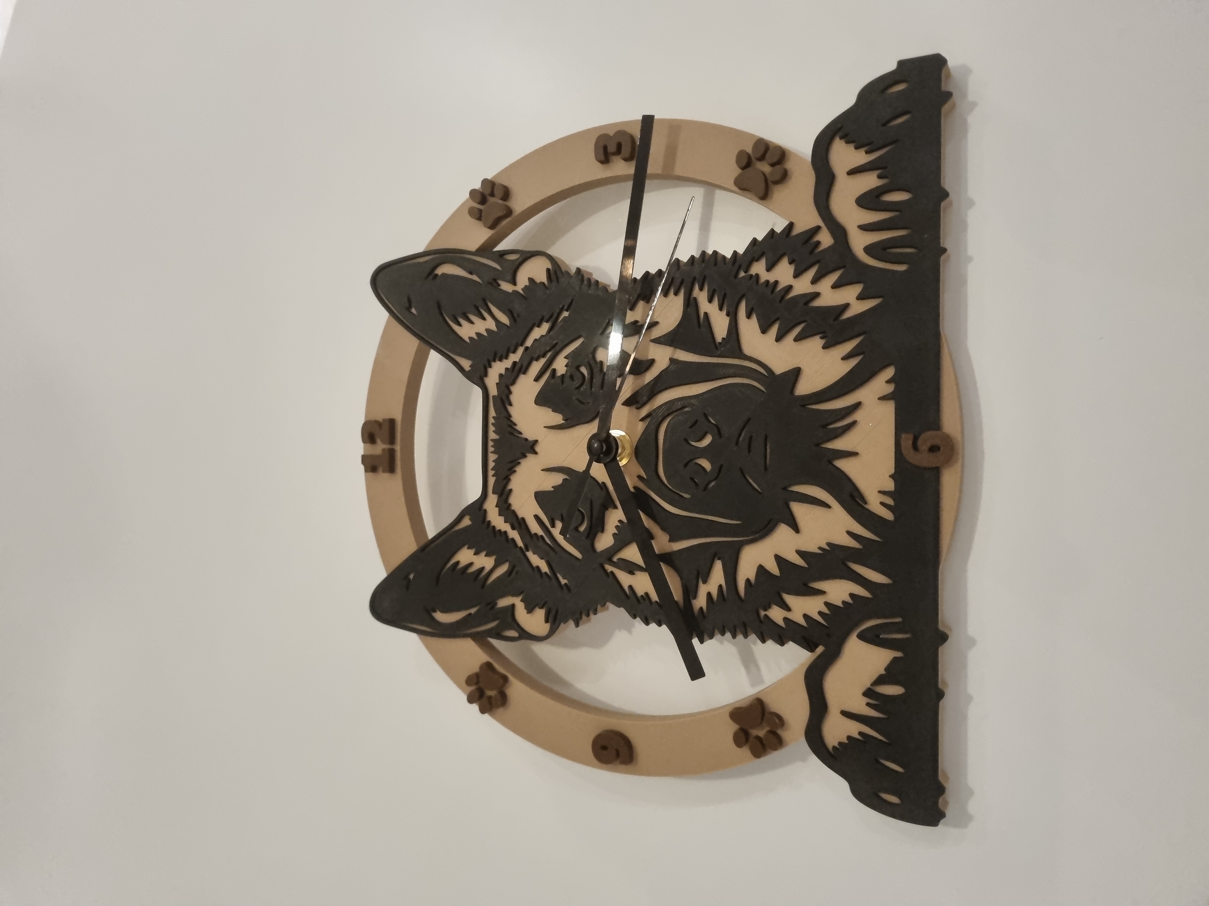 Miniatura 2 do modelo 3D German Shepherd Clock