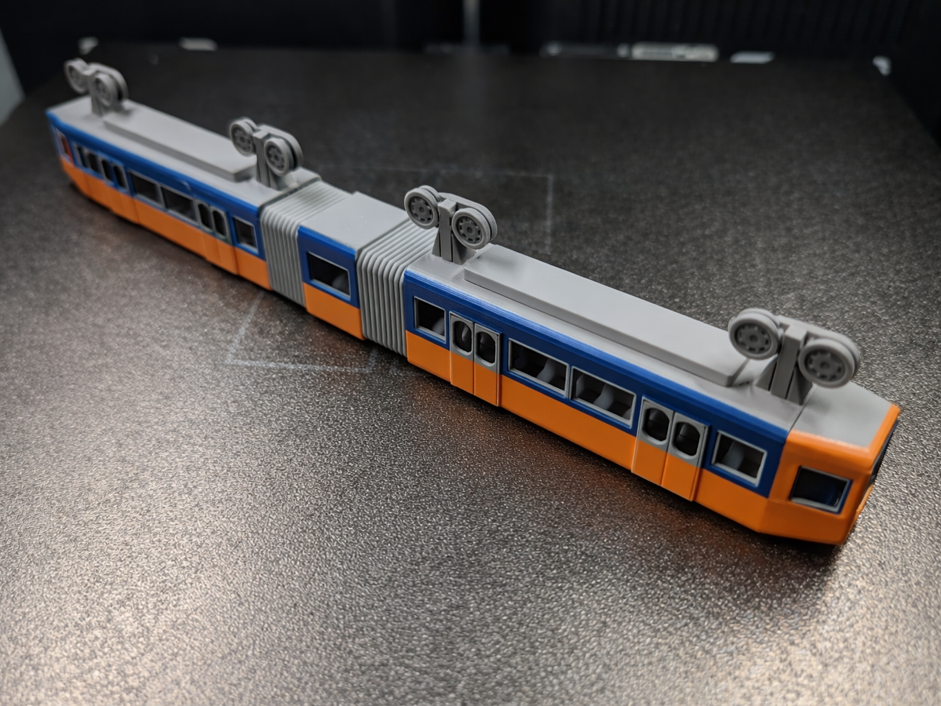 Wuppertaler Schwebebahn Baureihe 72 Maßstab 1:93