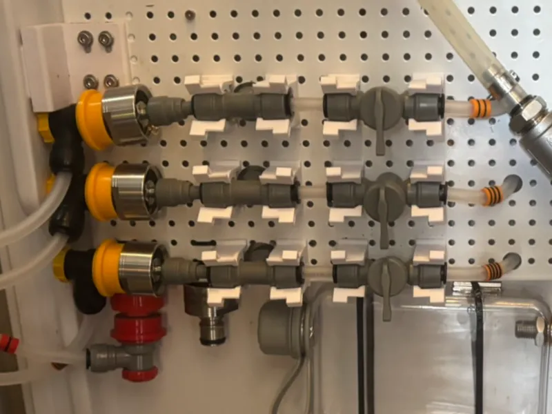 Duotight holders