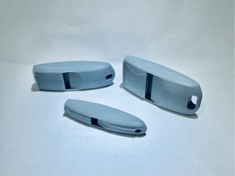 Very Loud Emergency Whistle 3 Sizes
