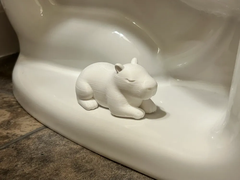 Tapa o cubierta: Potty Pal - capybara. Referencia del modelo original.